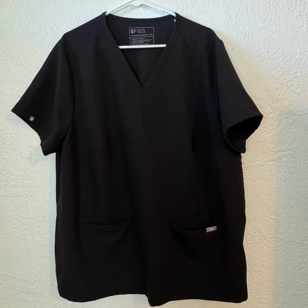 Figs Women’s Black Pocket Scrub Top Size 4XL Like New